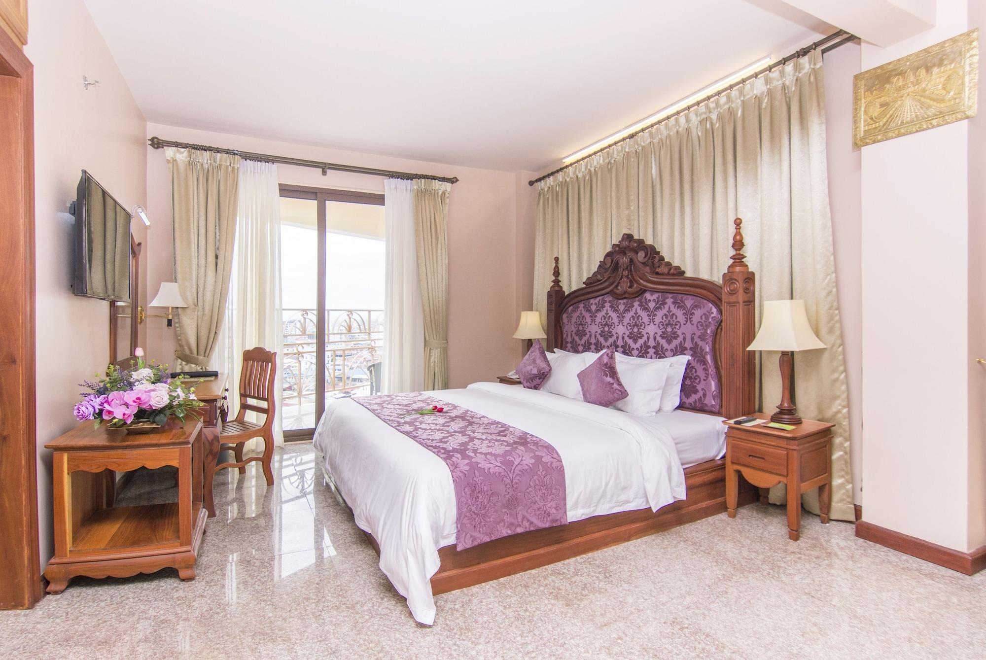 Phnom Penh Era Hotel Esterno foto