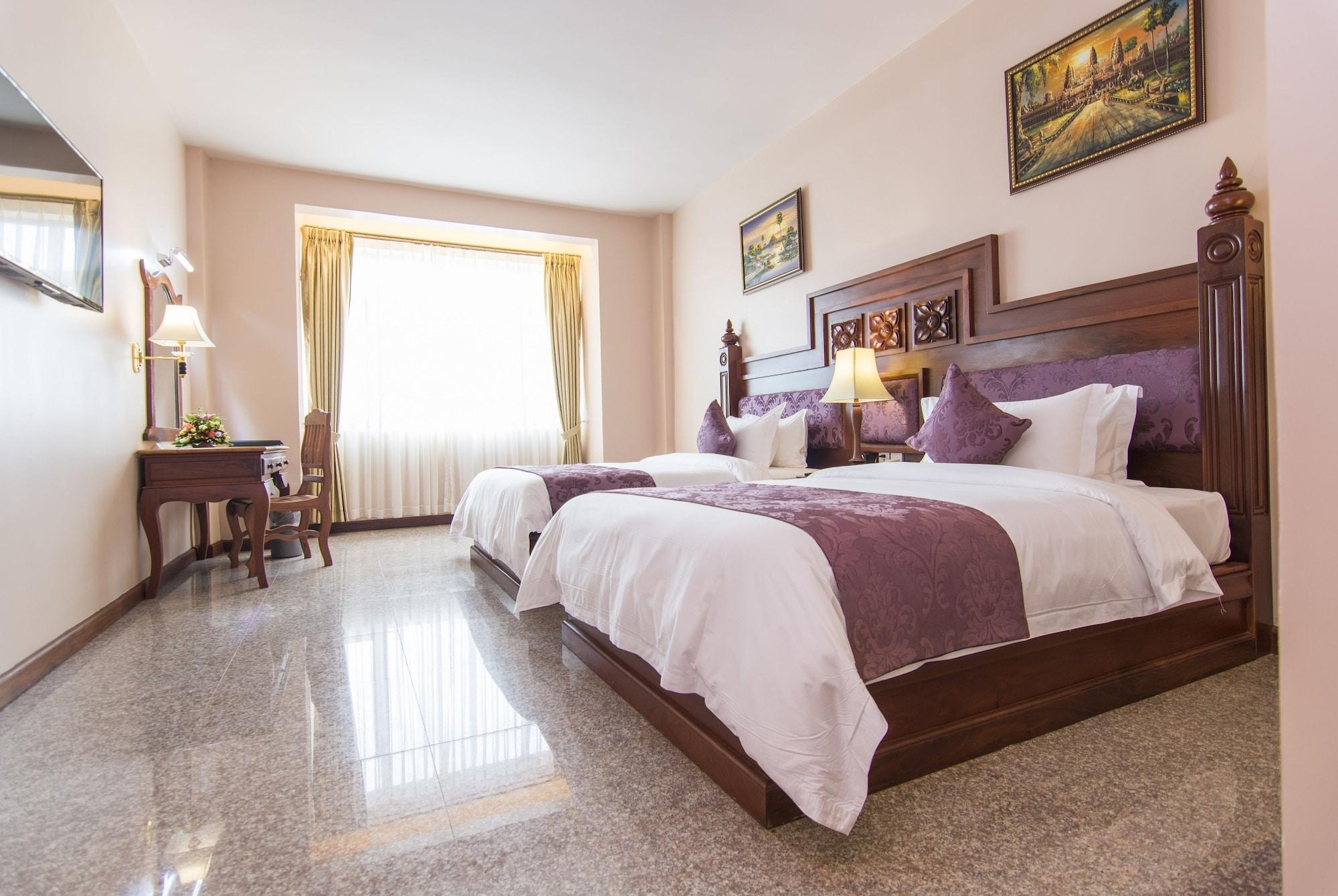 Phnom Penh Era Hotel Esterno foto